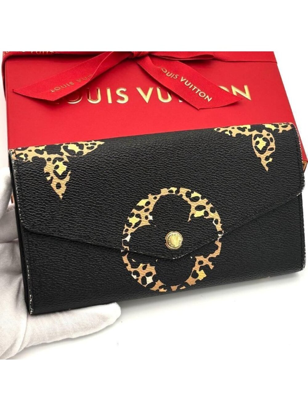 Louis Vuitton Portefeuille Sarah Monogram Jungle Black Wallet